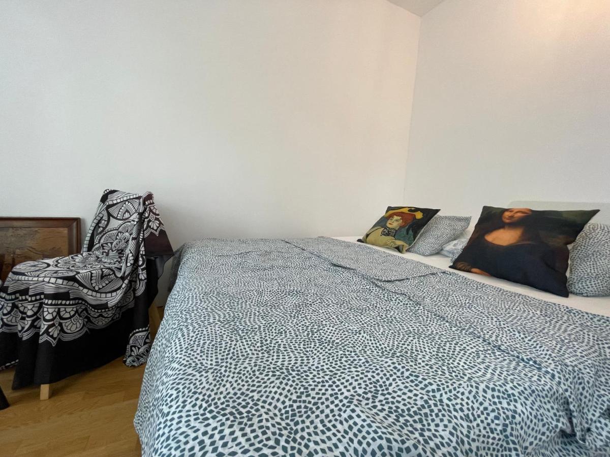 Das Zimmer Im Wiener Haus Exterior photo